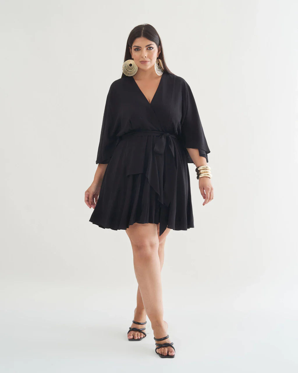 Vestido Curto Essencial - Imagem 3