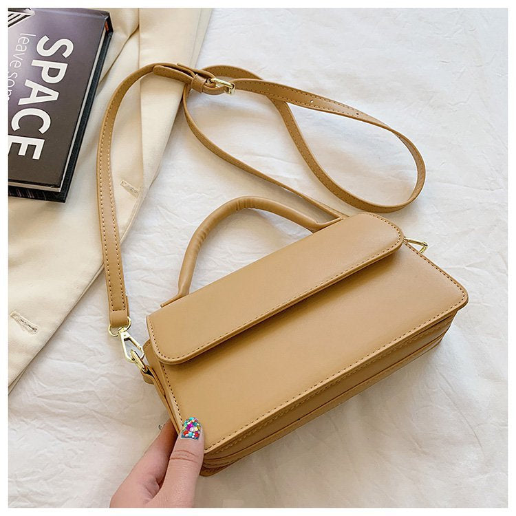 Bolsa Feminina Baú - Luza - Imagem 5