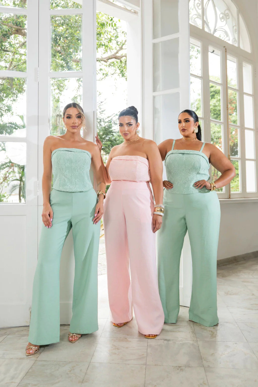 Conjunto Corselet em Renda com Pantalona - Imagem 3